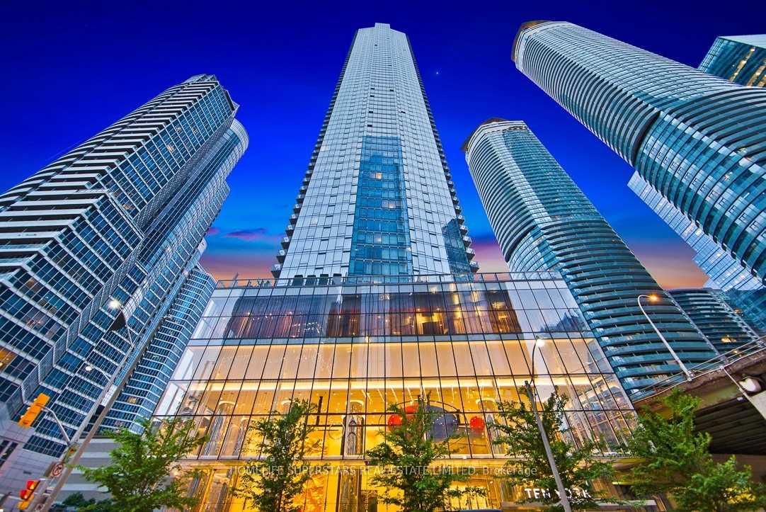 10 York Street • #6108 • Toronto, ON photo 18