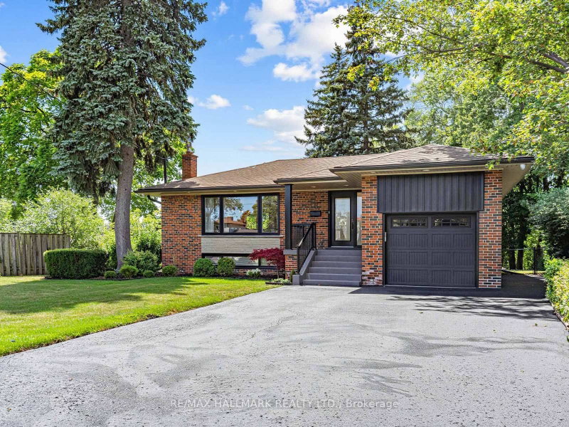 8 Tufton Crescent