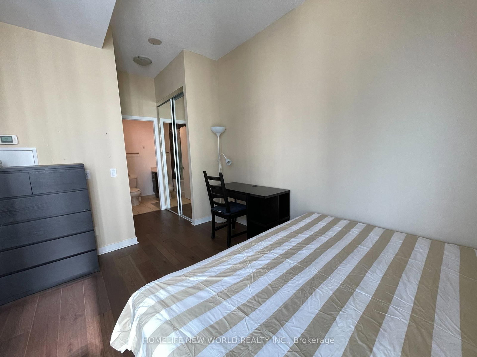 2606-770 Bay Street, Toronto, ON, photo 4