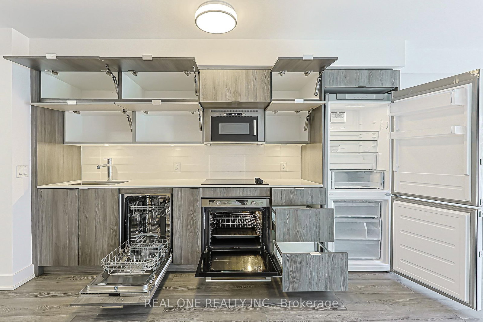 585 Bloor St East Street • #821 • Toronto, ON photo 12