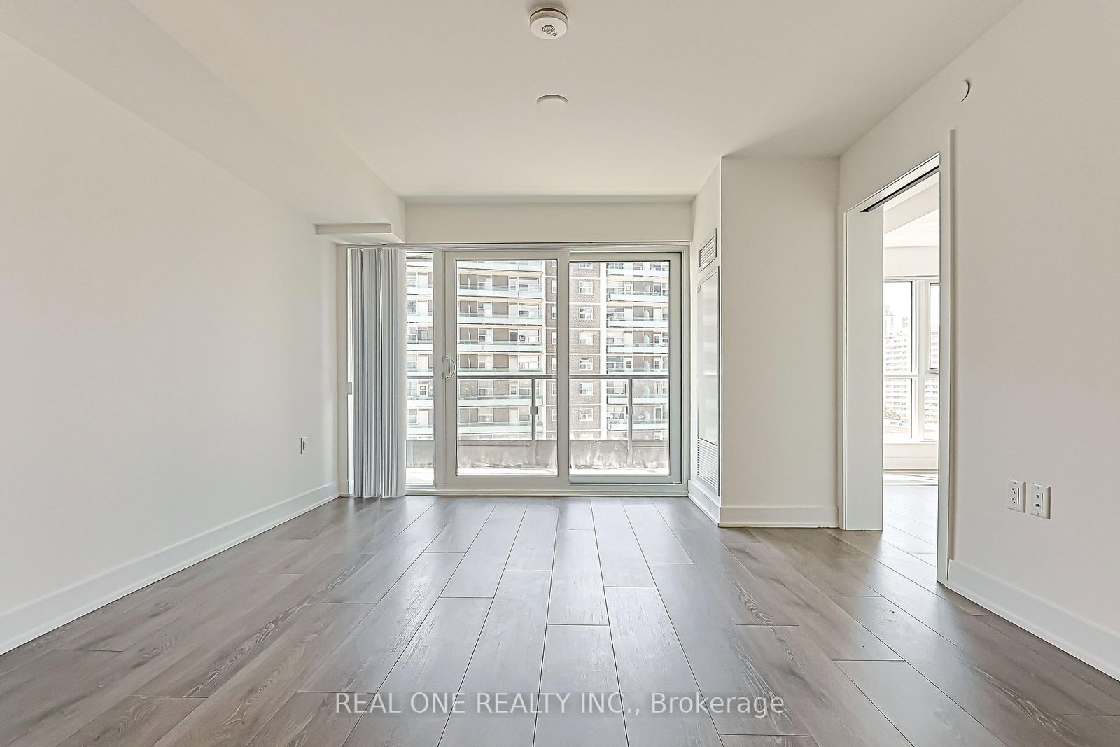 585 Bloor St East Street • #821 • Toronto, ON photo 17
