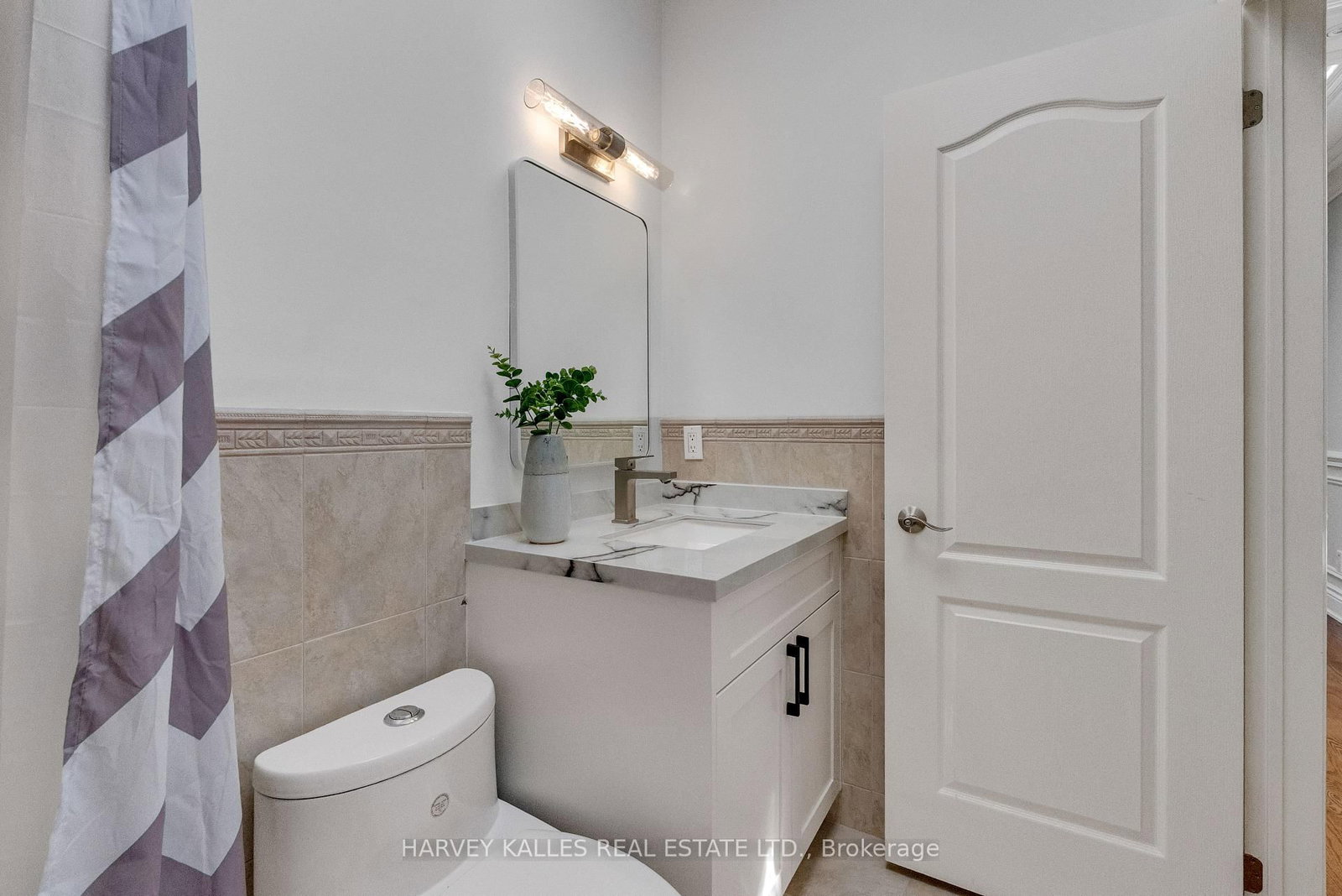 168 Roe Avenue • Toronto, ON photo 12