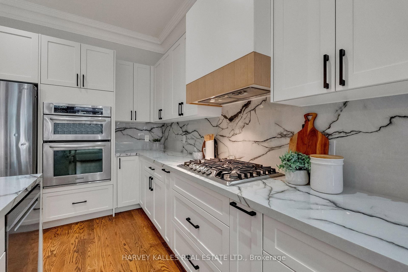 168 Roe Avenue • Toronto, ON photo 16