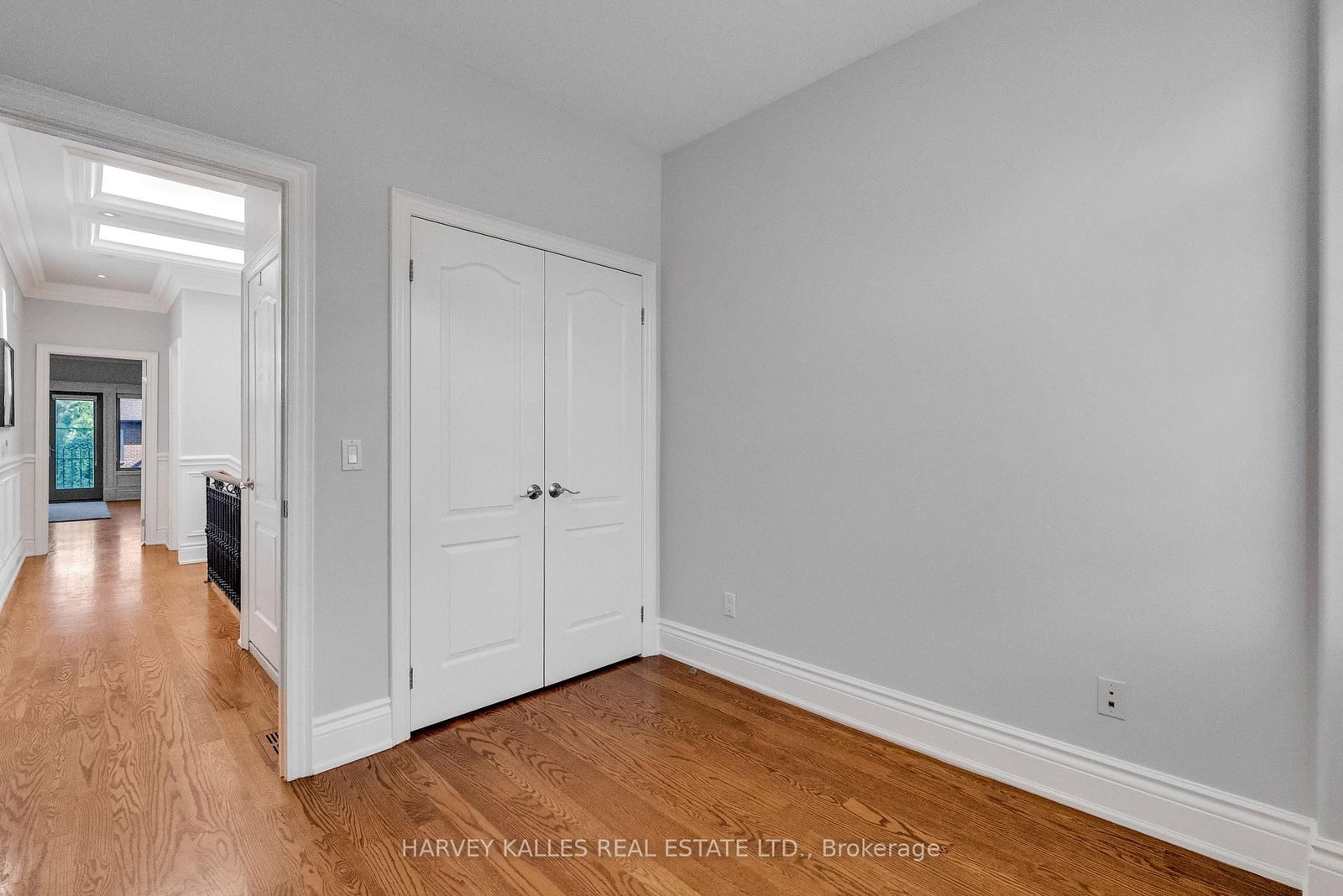 168 Roe Avenue • Toronto, ON photo 39