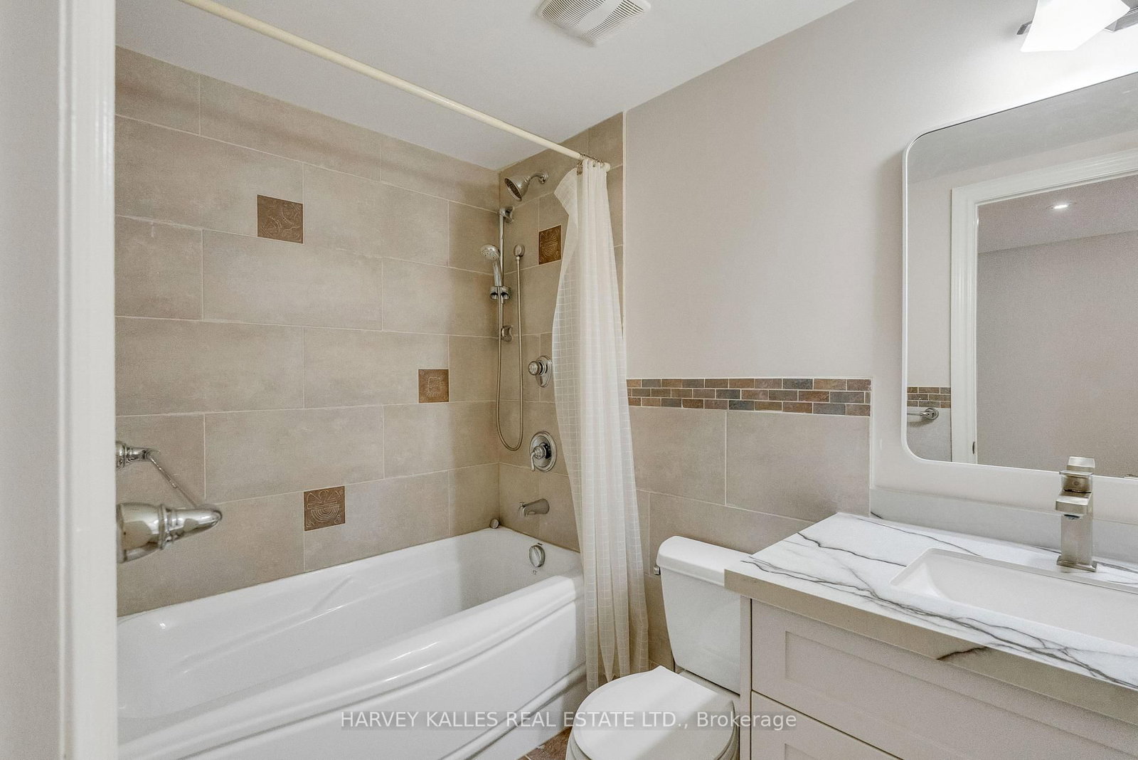 168 Roe Avenue • Toronto, ON photo 42
