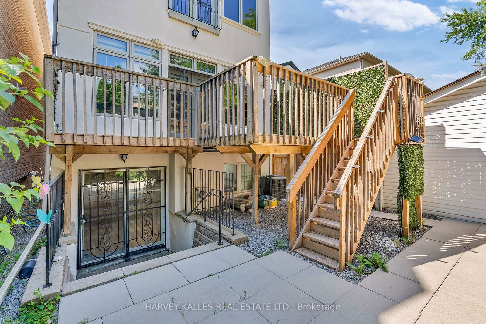 168 Roe Avenue • Toronto, ON photo 48