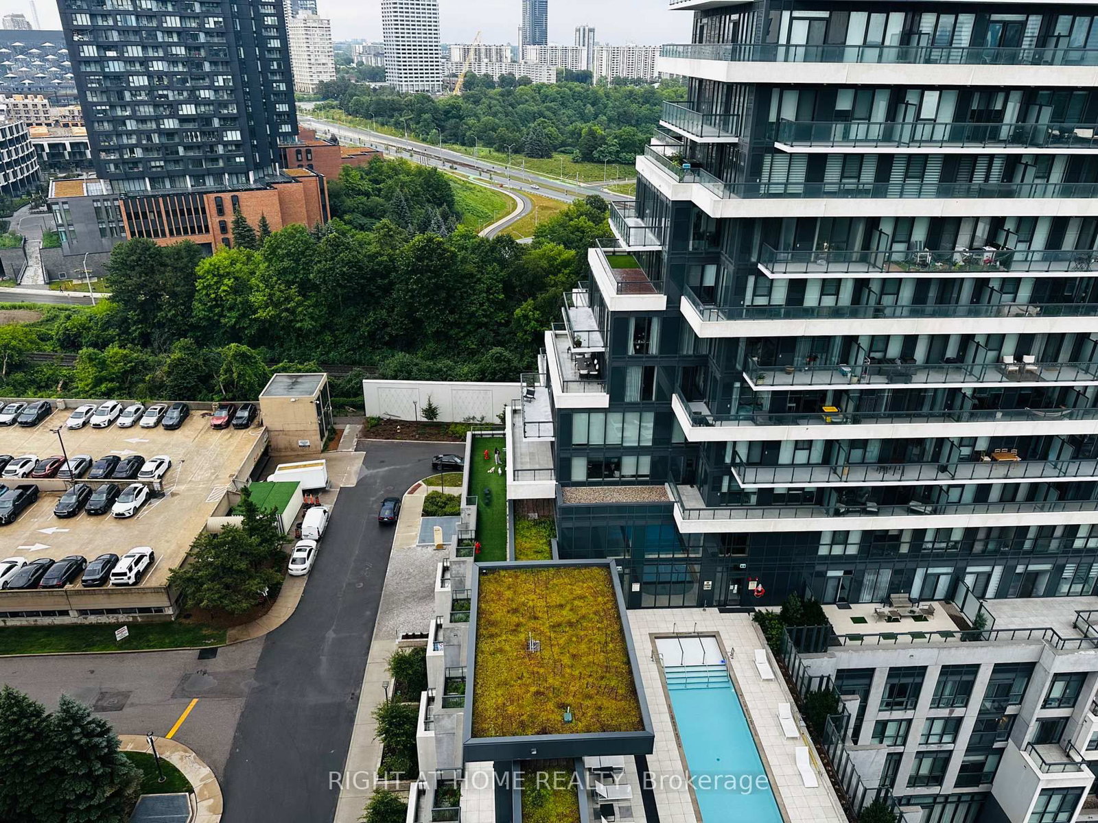 20 Inn On The Park Drive • #1531 • Toronto, ON photo 25