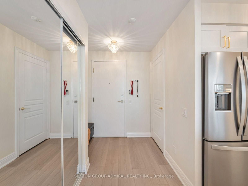2605 - 10 Northtown Way