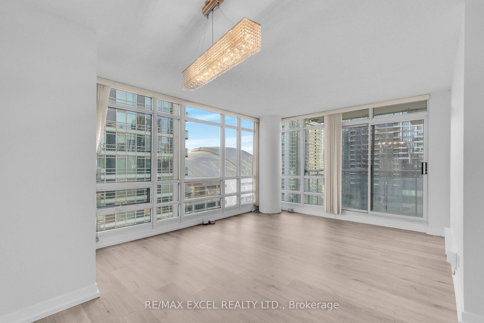 397 W Front Street • #2310 • Toronto, ON photo 18