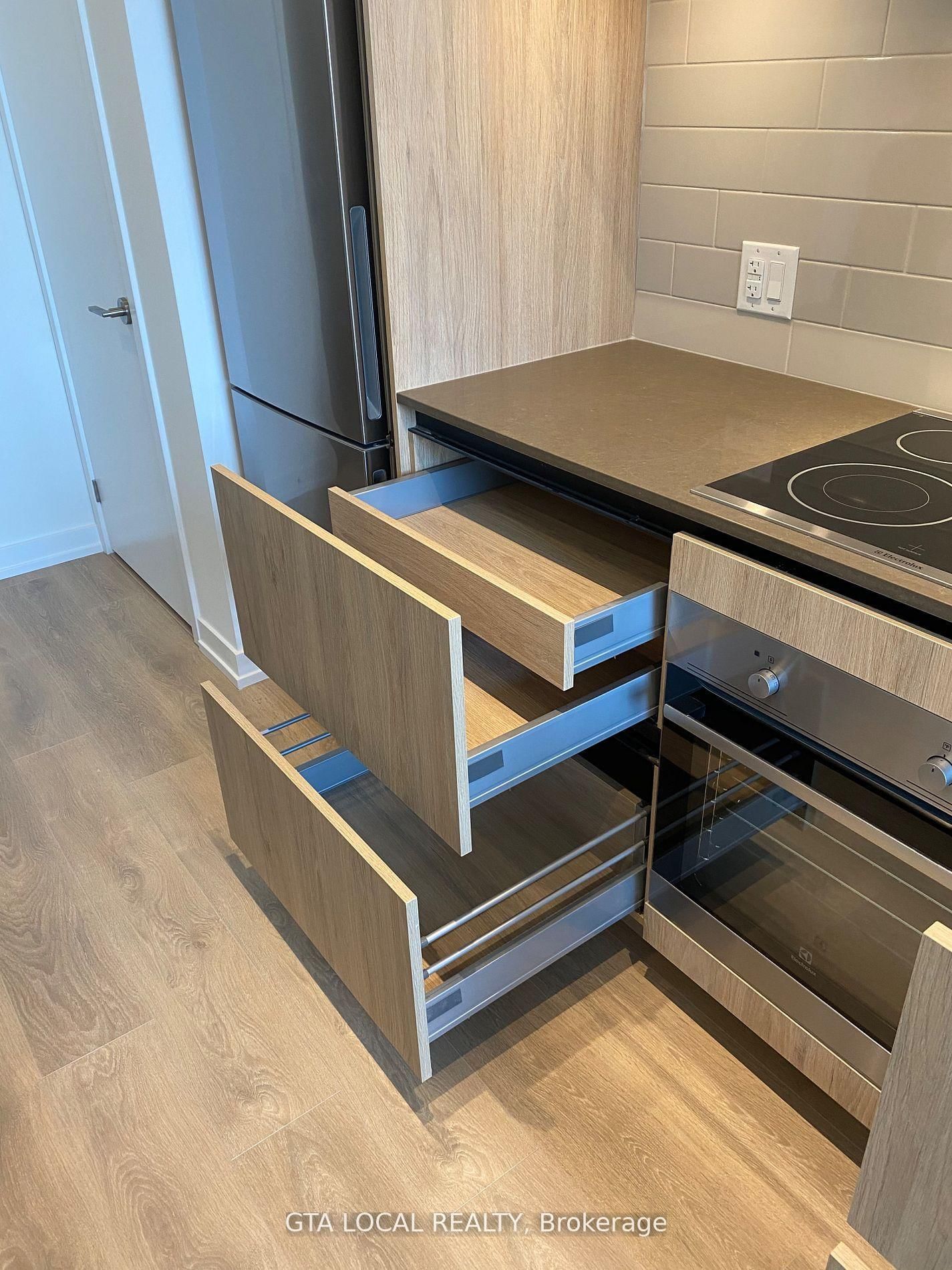 34 Tubman Avenue • #406 • Toronto, ON photo 31