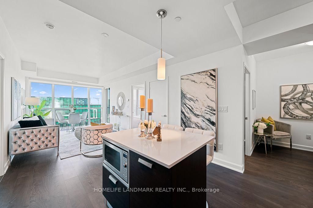 9 Bogert Avenue • #3706 • Toronto, ON photo 12