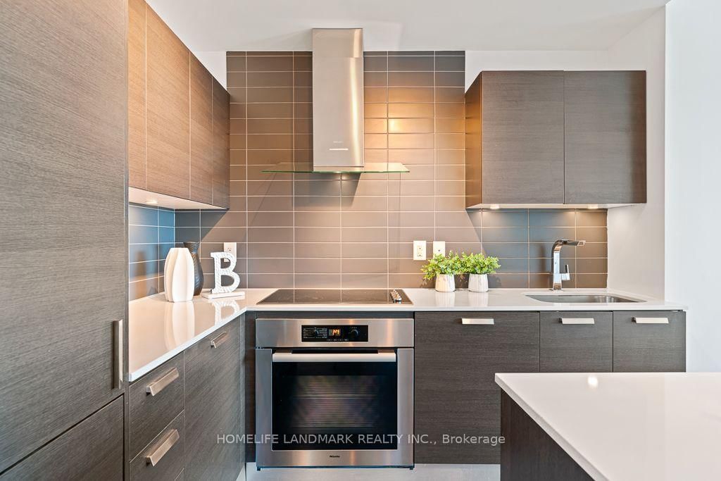 9 Bogert Avenue • #3706 • Toronto, ON photo 13