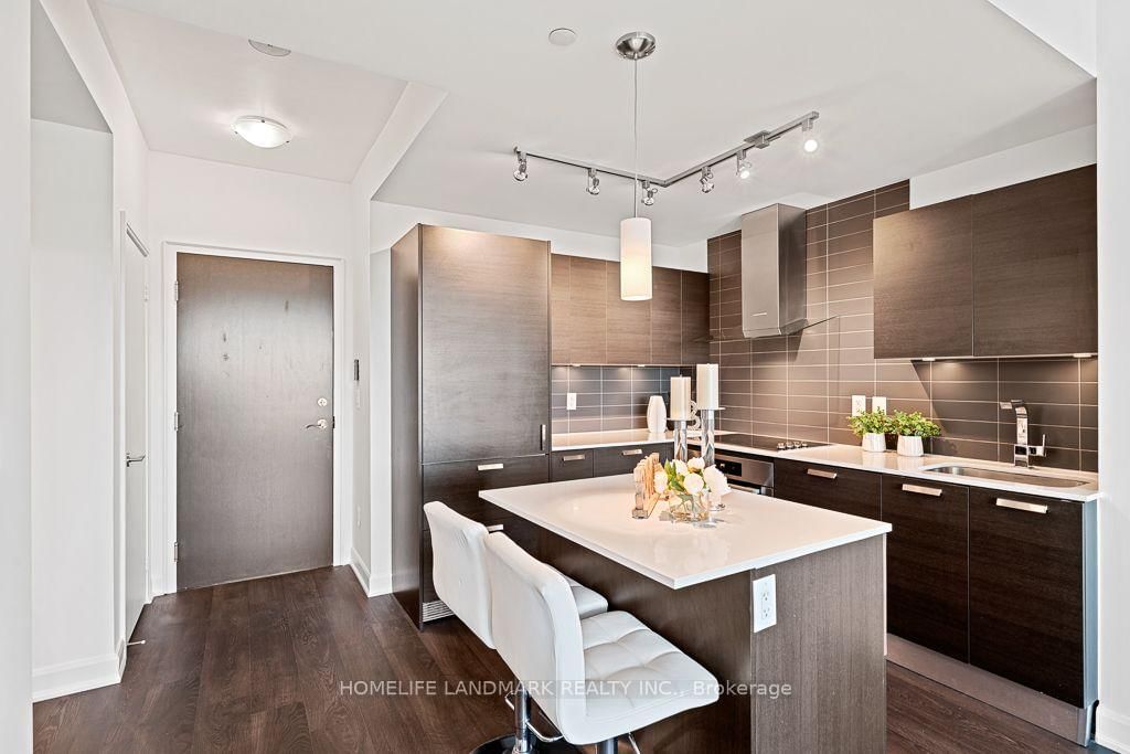9 Bogert Avenue • #3706 • Toronto, ON photo 15