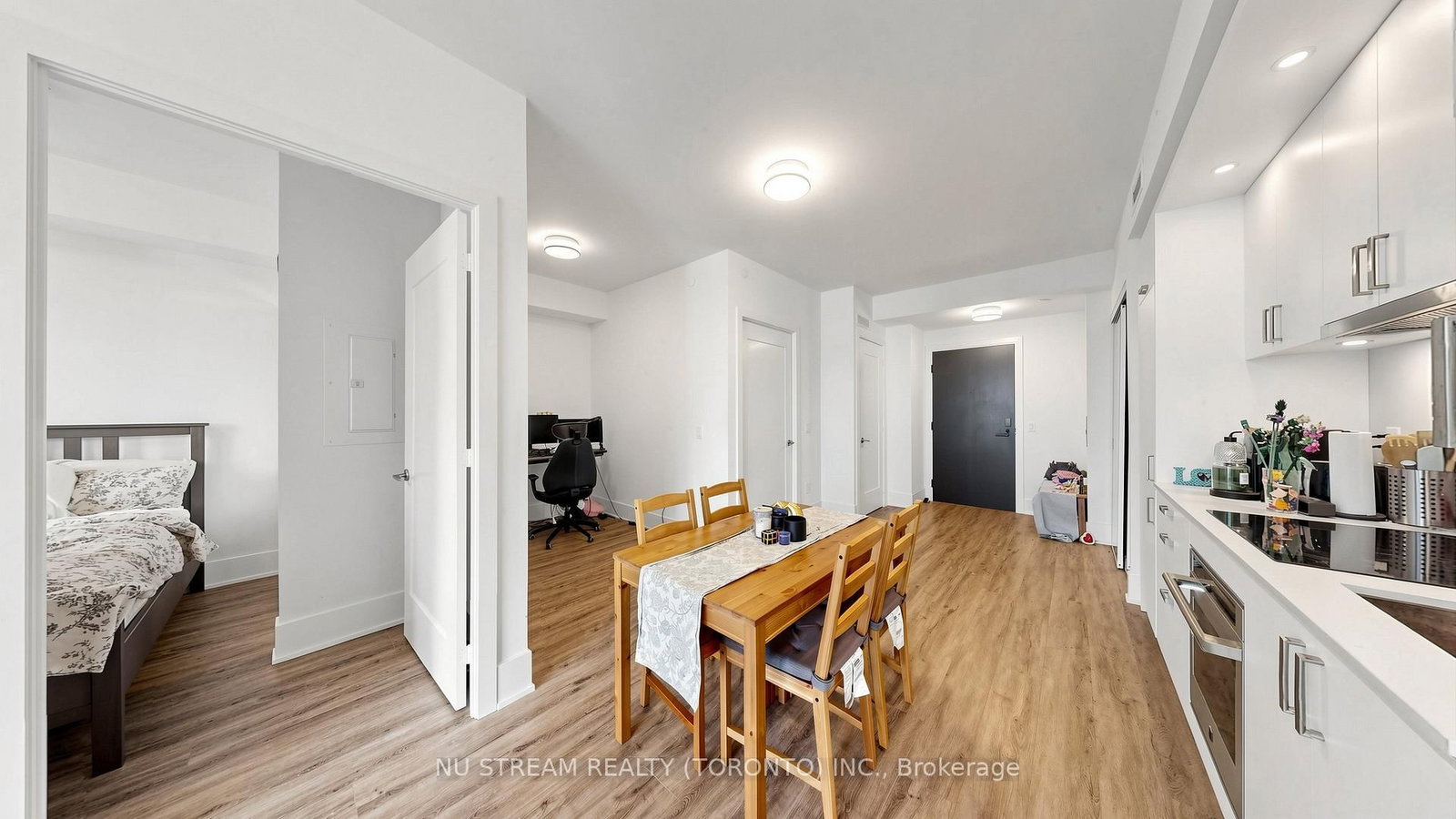 470 W Front Street • #1408 • Toronto, ON photo 19