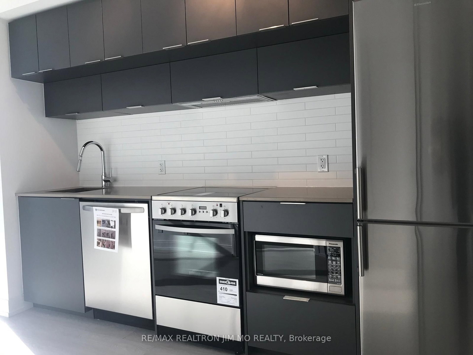 1507-181 Dundas Street, Toronto, ON, photo 2