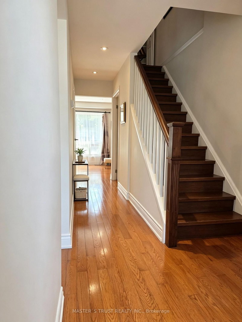 10 Elsa Vine Way