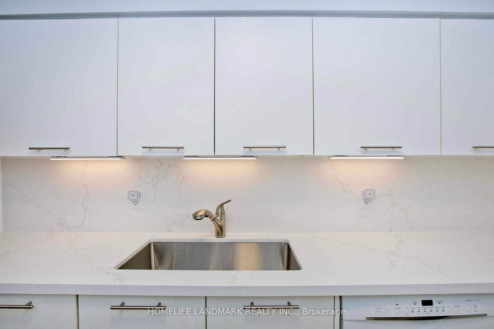 55 Harrison Garden Boulevard • #1210 • Toronto, ON photo 10