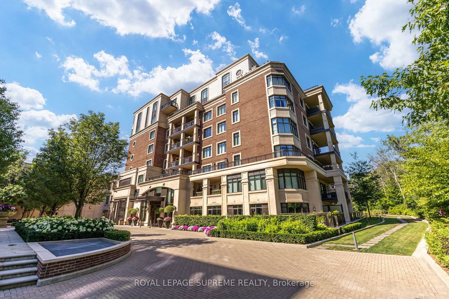 Condo for sale at 227-1900 Bayview Avenue, Toronto, Ontario, M4G 0A6 - Bridle Path-Sunnybrook-York Mills - MLS: C13570482