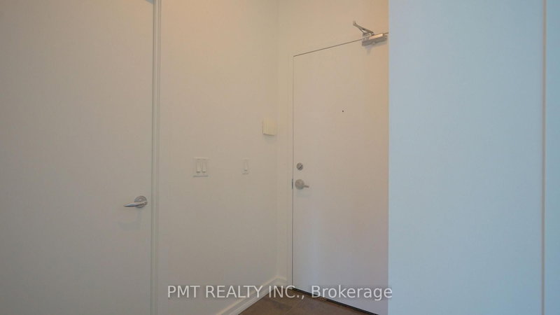 2401 - 208 Queens Quay W