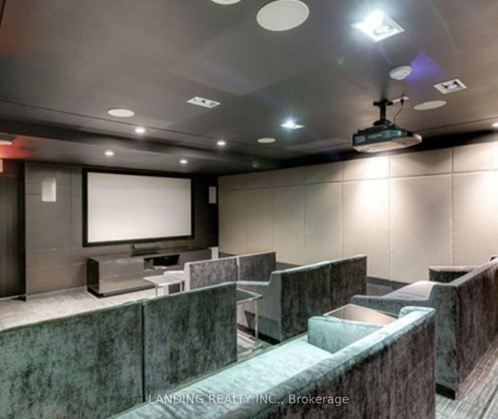 8 The Esplanade Avenue • #3304 • Toronto, ON photo 12