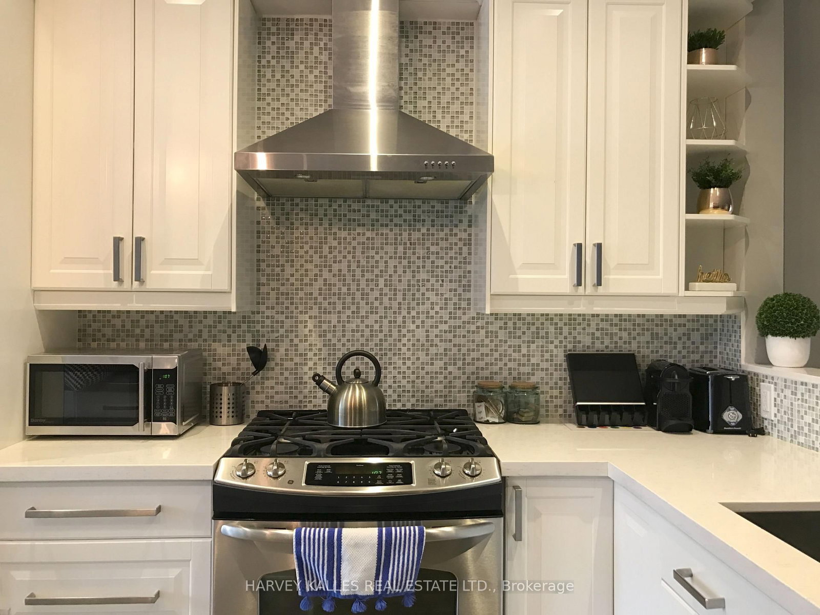2-47 Northcote Avenue, Toronto, ON, photo 4