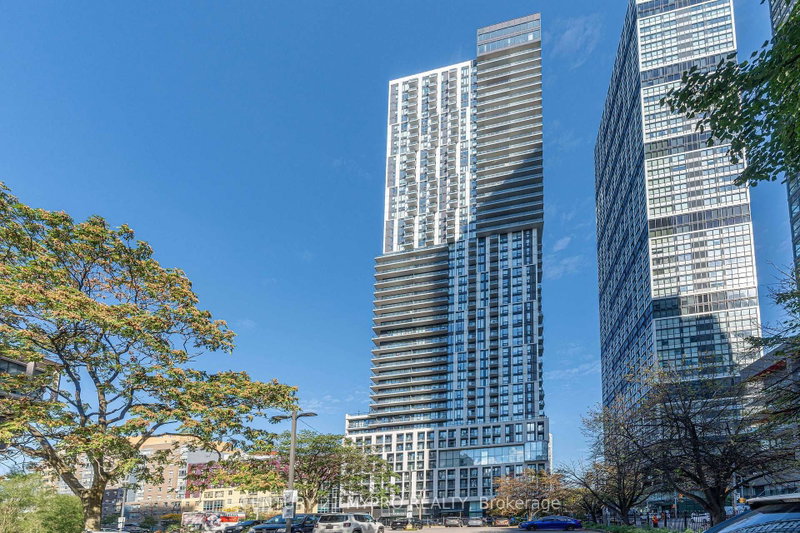 735 - 251 Jarvis Street