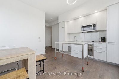 Unit PH303 — 75 Canterbury Place — photo 6