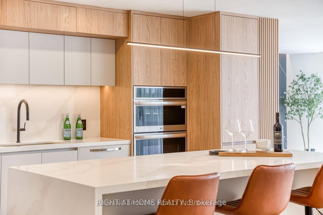 501 - 85 Skymark Drive