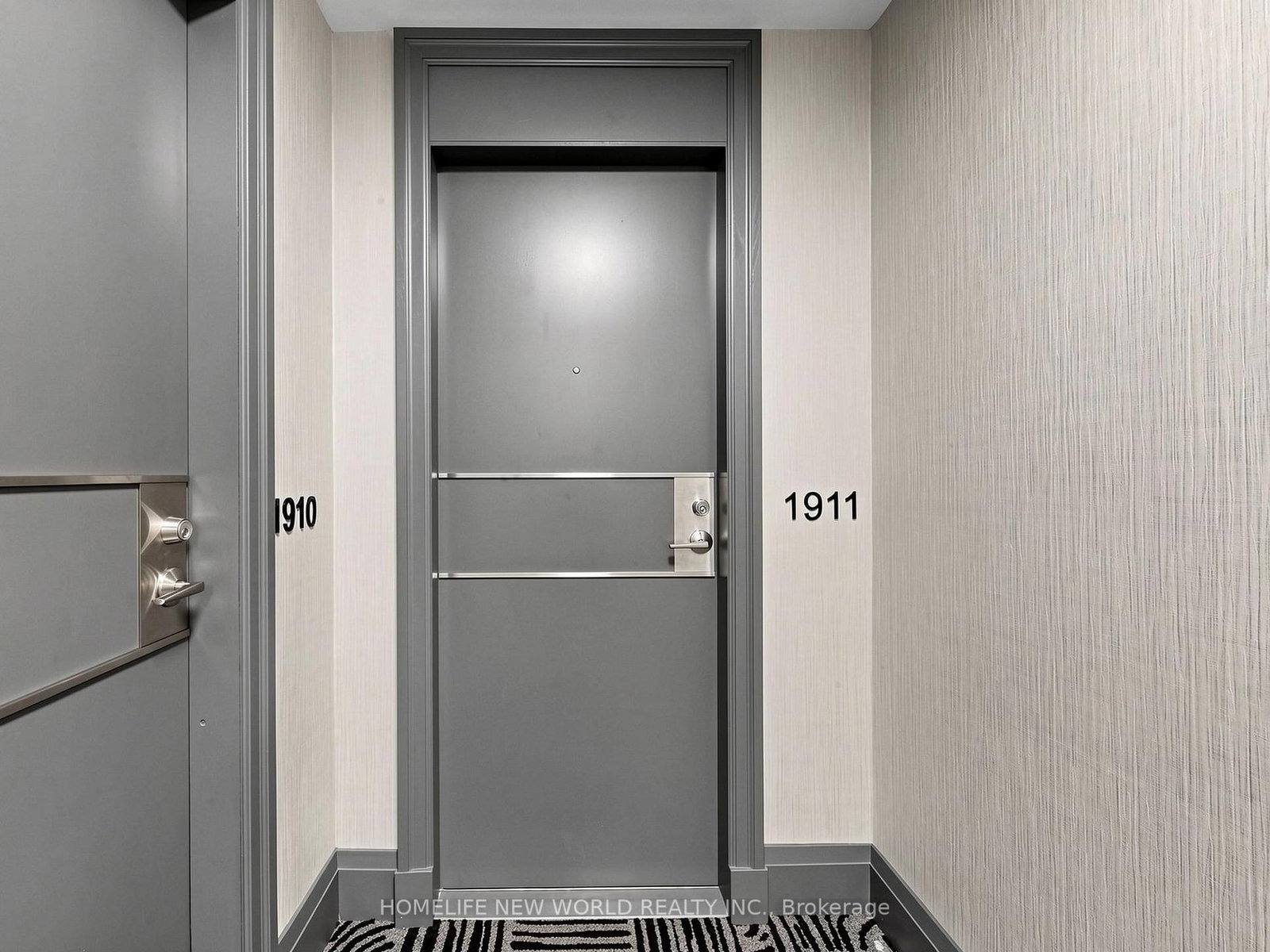 30 Grand Trunk Crescent • #1911 • Toronto, ON photo 29