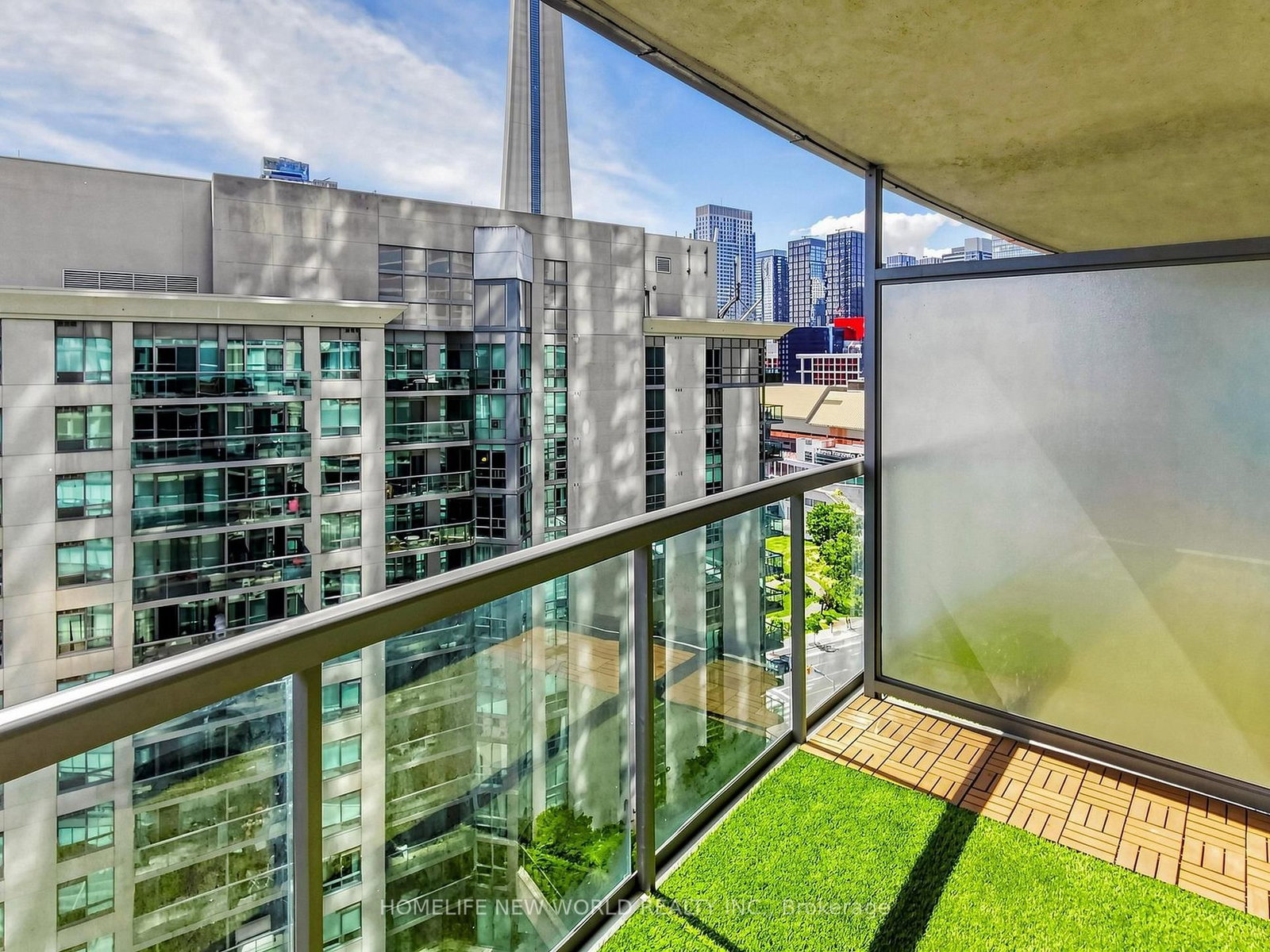 30 Grand Trunk Crescent • #1911 • Toronto, ON photo 31