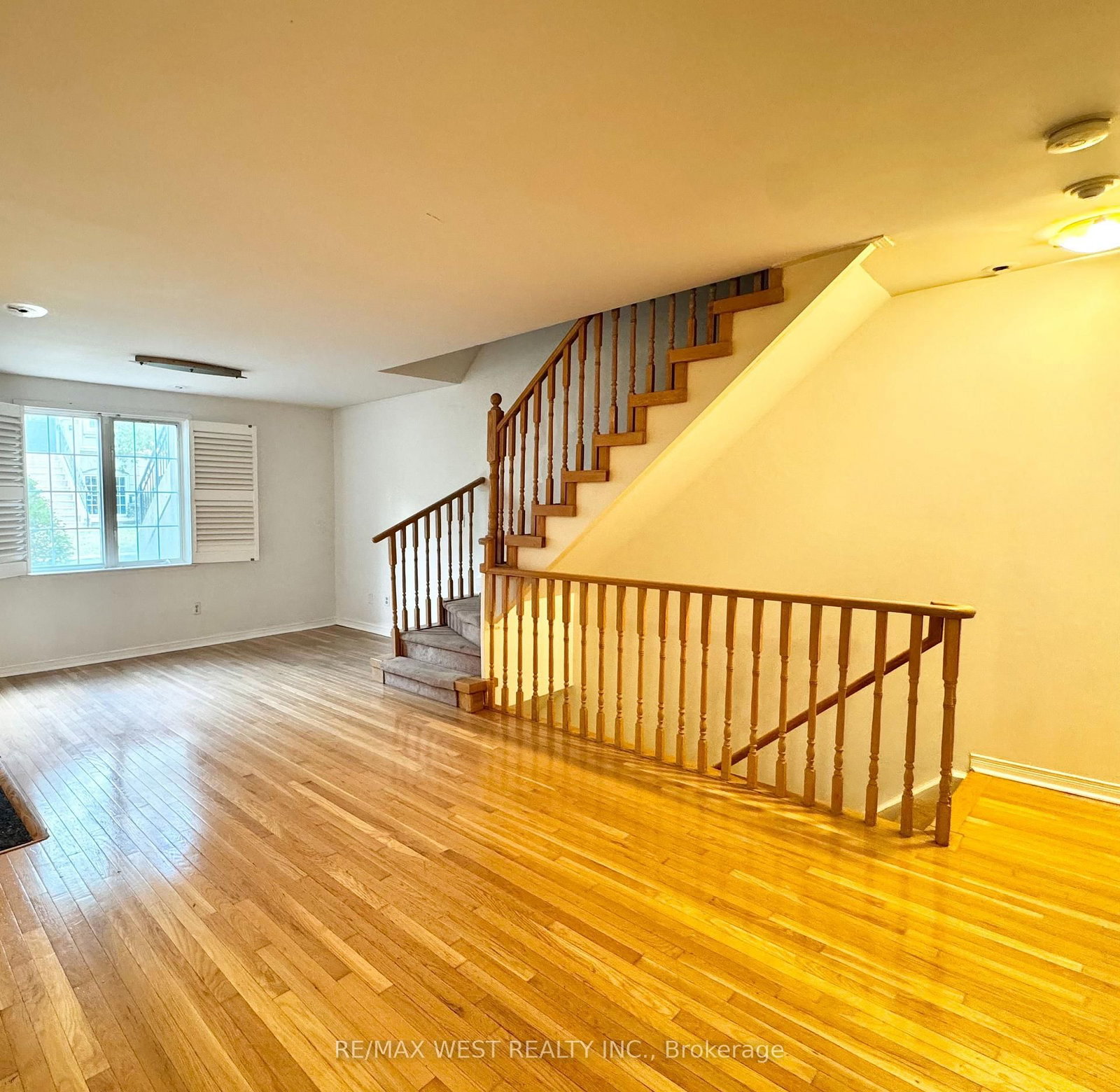 A21-108 Finch Avenue, Toronto, ON, photo 4