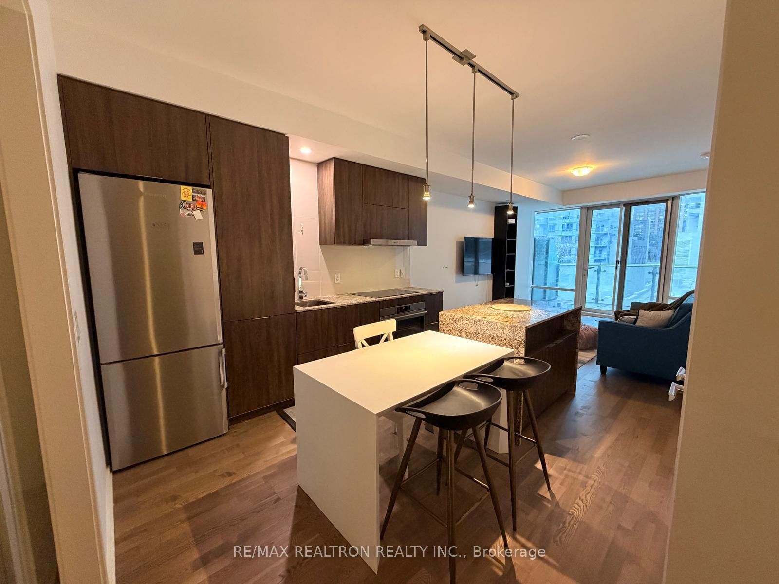 312-1 Bloor Street, Toronto, ON, photo 3