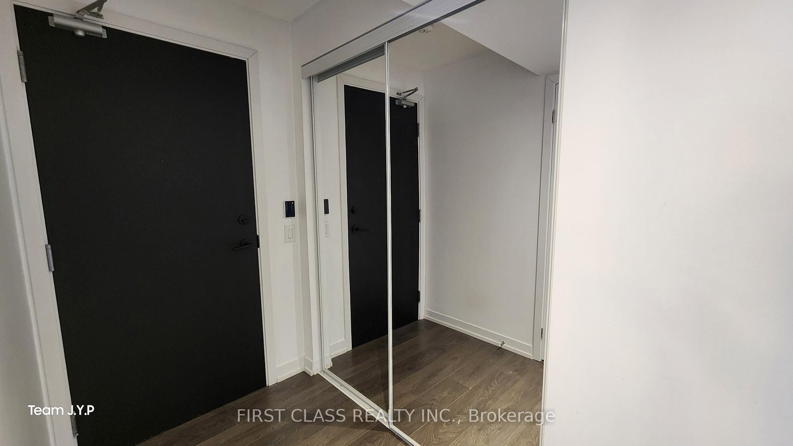 1413-125 Redpath Avenue, Toronto, ON, photo 5