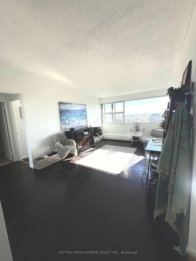 2405 - 715 Don Mills Road