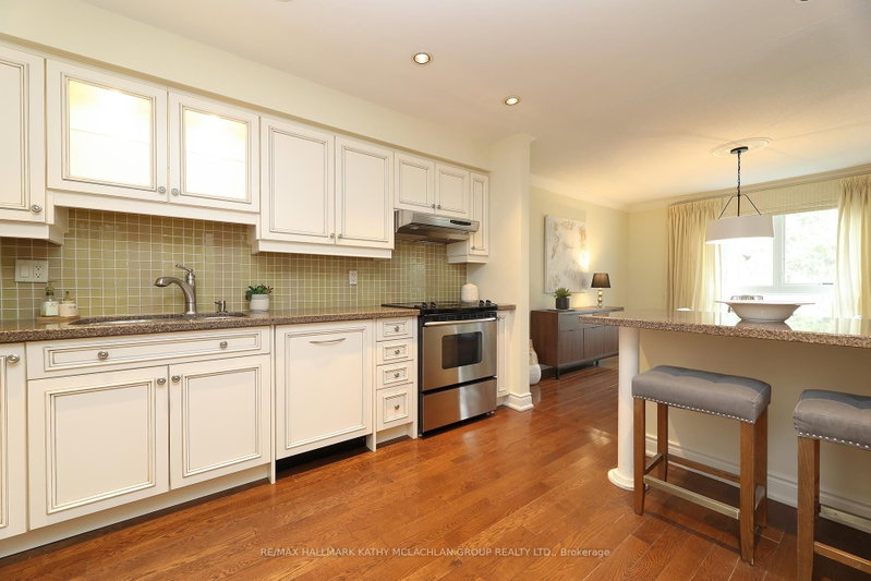 38 Crimson Millway photo 5