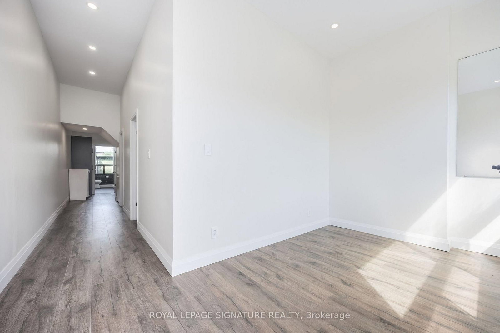 2nd Floor-414 Spadina Avenue, Toronto, ON, photo 4