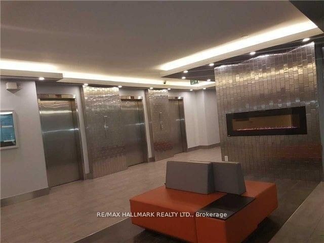 309-20 Forest Manor Road, Toronto, ON, photo 2