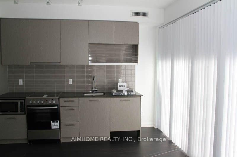 505-435 Richmond Street, Toronto, ON, photo 2