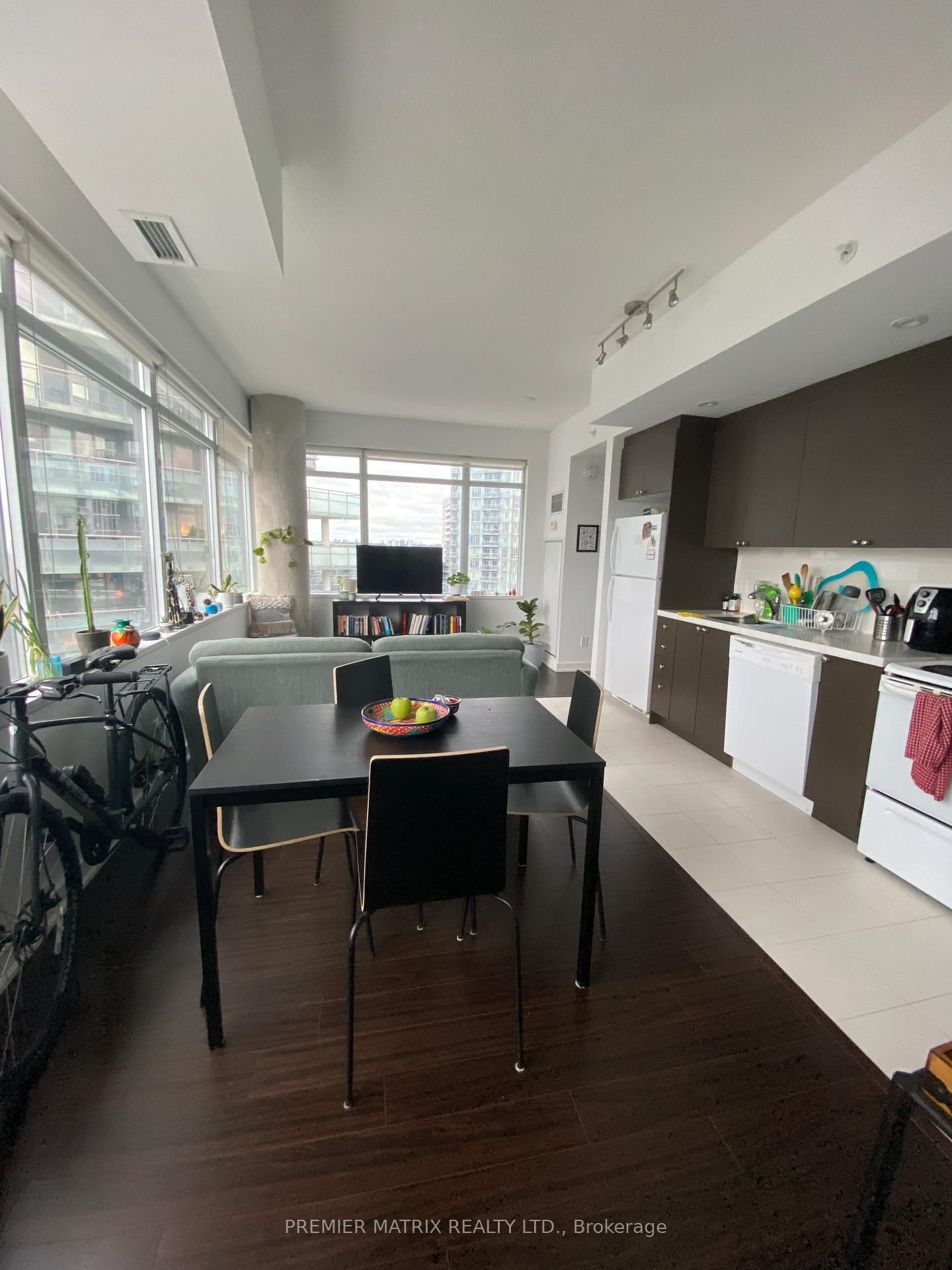 1417-20 Joe Shuster Way, Toronto, ON, photo 4