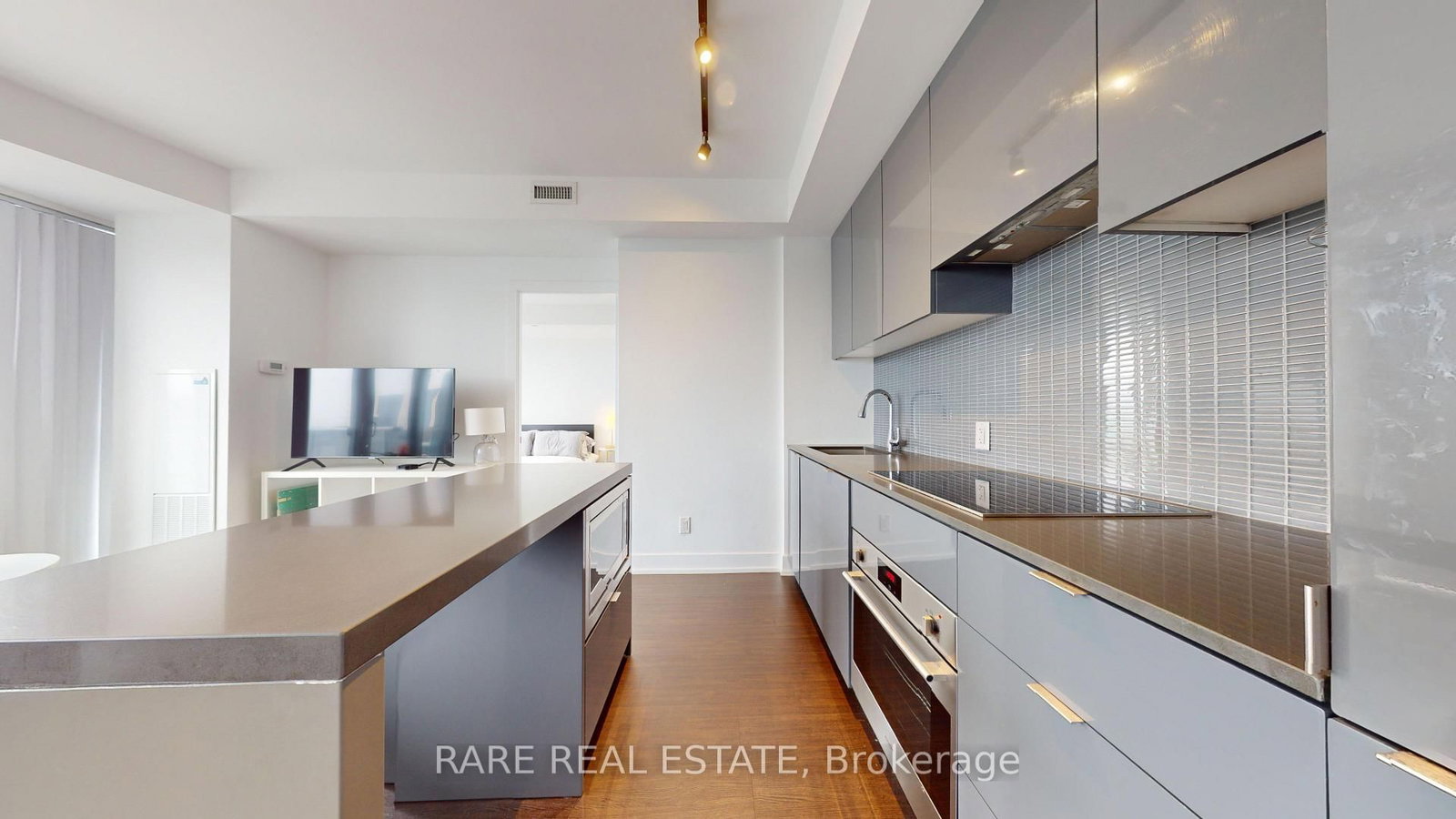 3307-7 Grenville Street, Toronto, ON, photo 5
