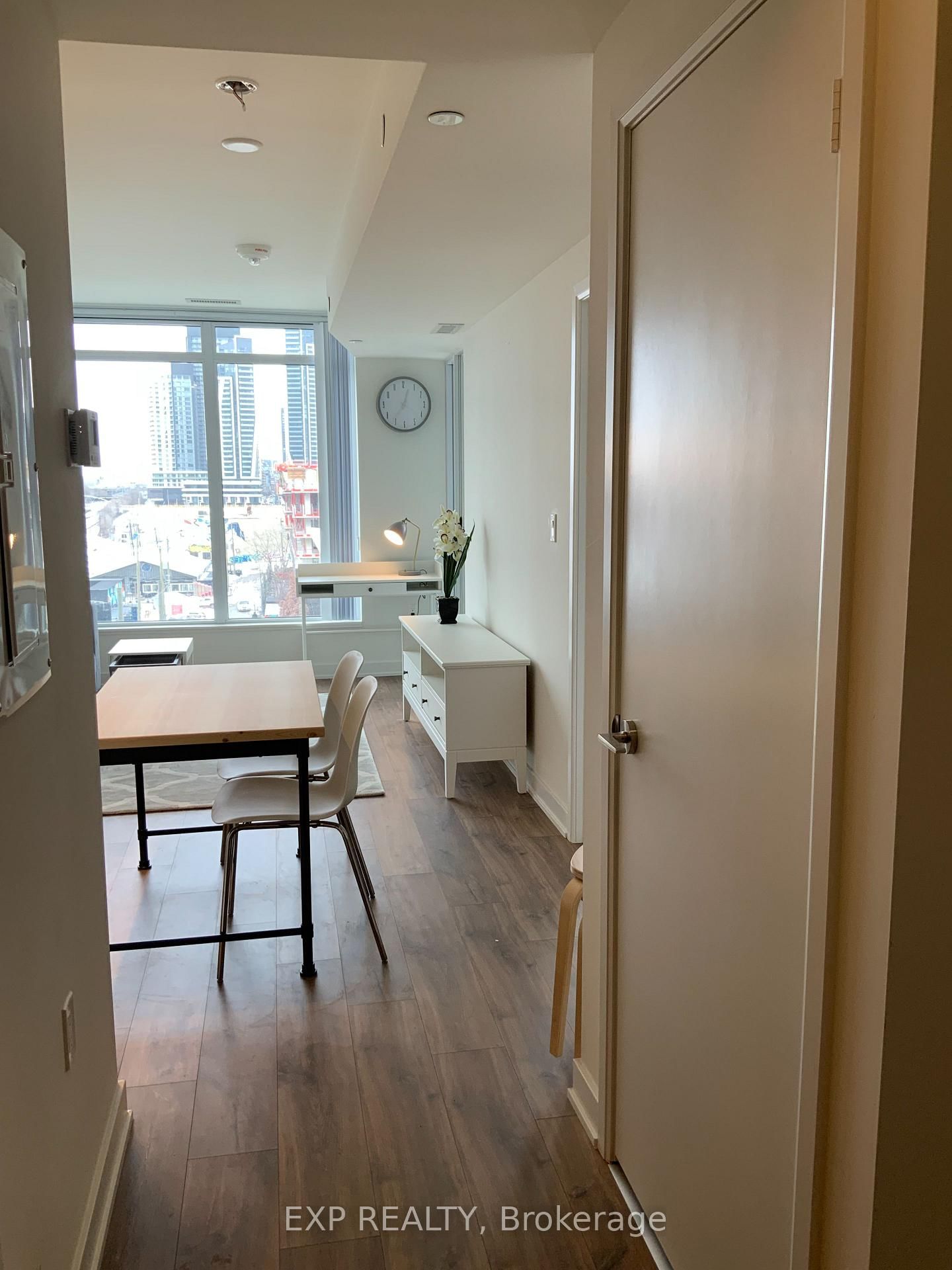 512-27 Bathurst Street, Toronto, ON, photo 4