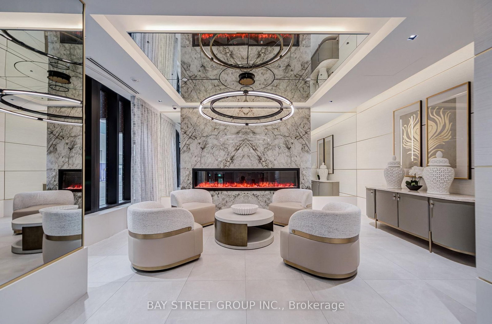 2023-5858 Yonge Street, Toronto, ON, photo 4