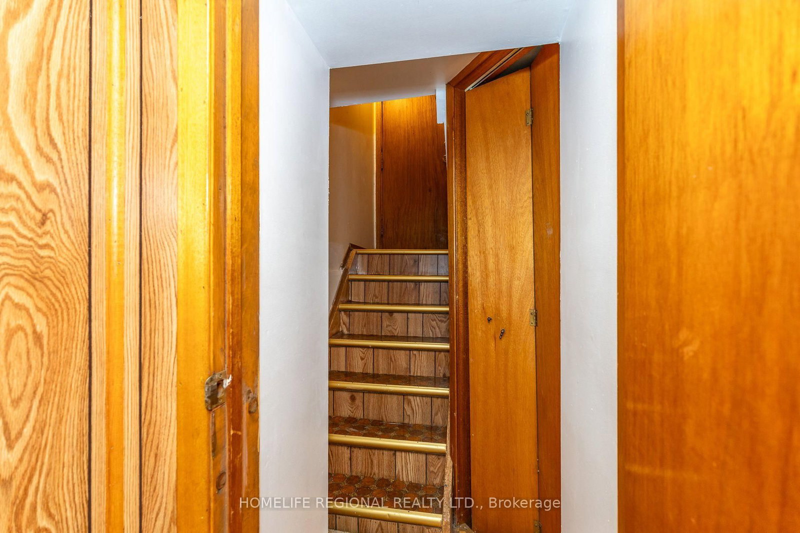 353 St Clarens Avenue • Toronto, ON photo 38