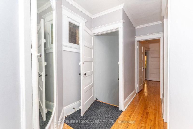 353 St Clarens Toronto,ON M6H 3W2 — Photo 5