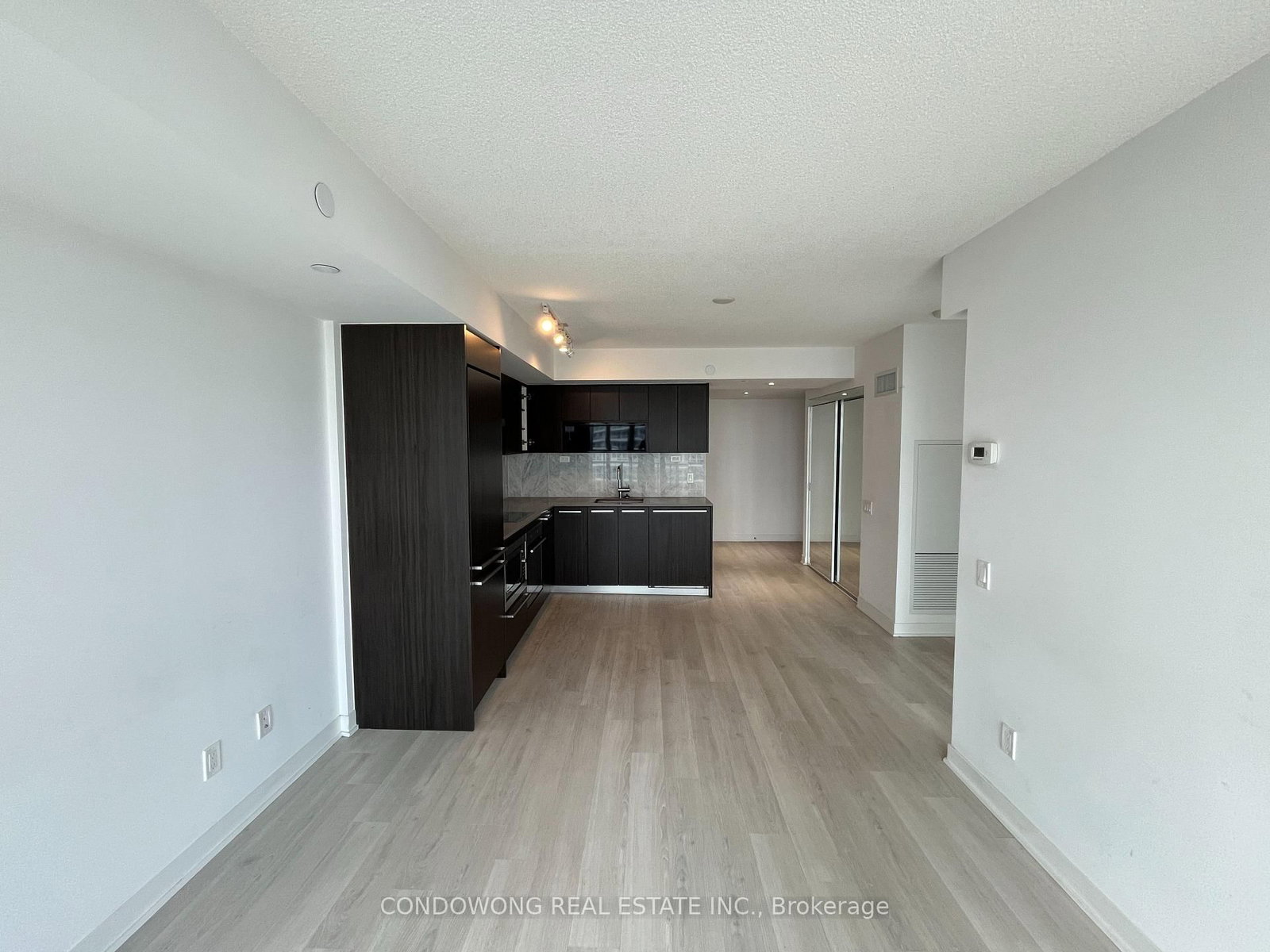 3015-70 Queens Wharf Road, Toronto, ON, photo 3