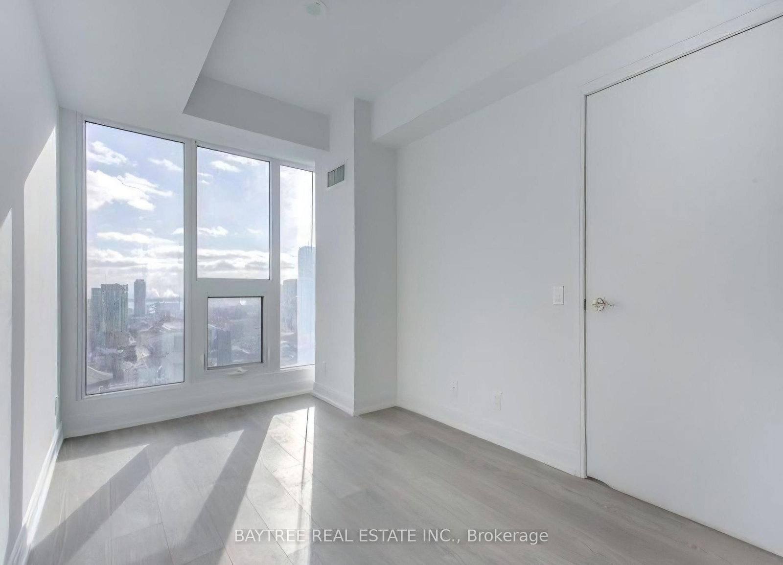 4808-181 Dundas Street, Toronto, ON, photo 4