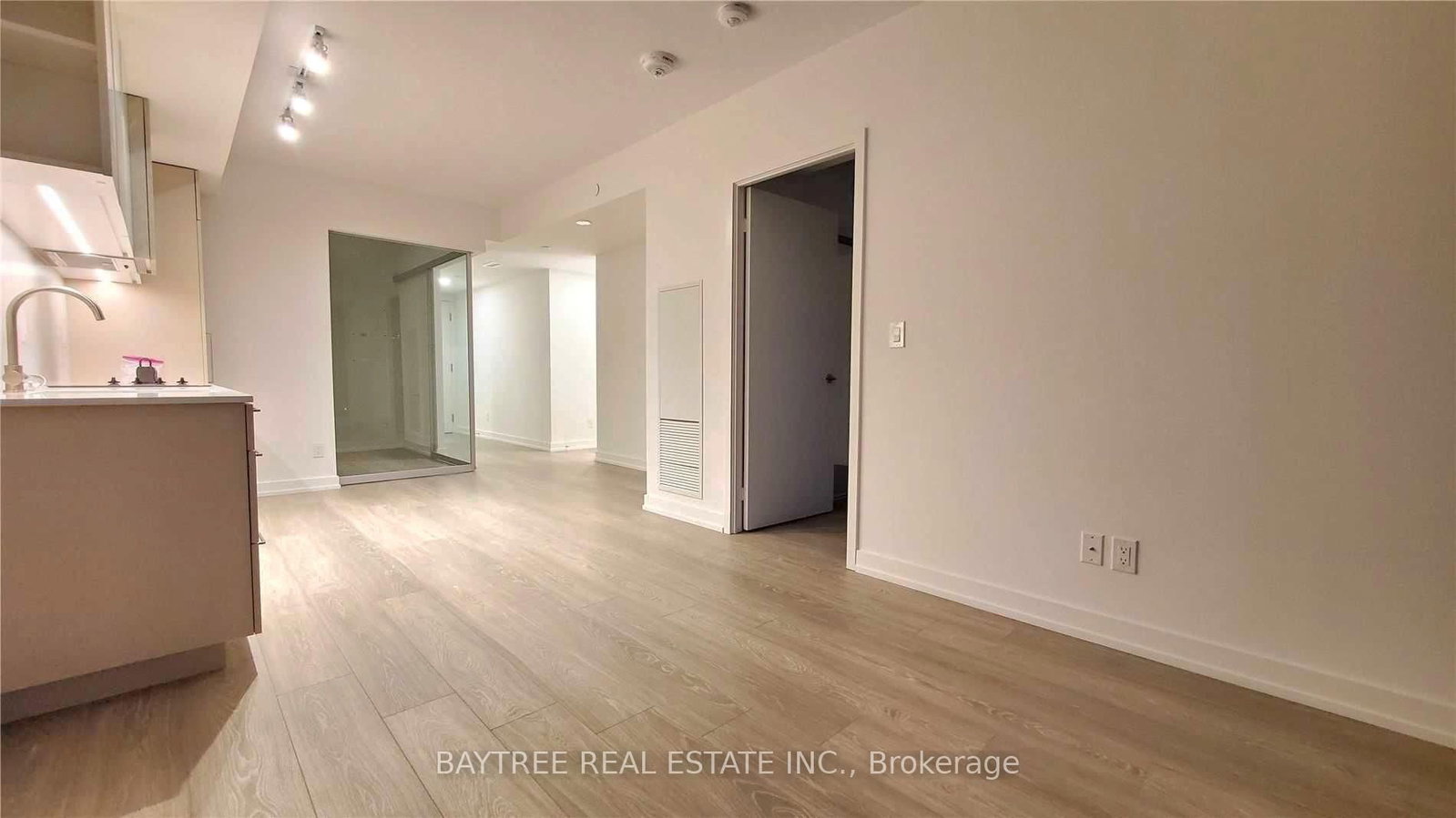 316-19 Western Battery Road, Toronto, ON, photo 2