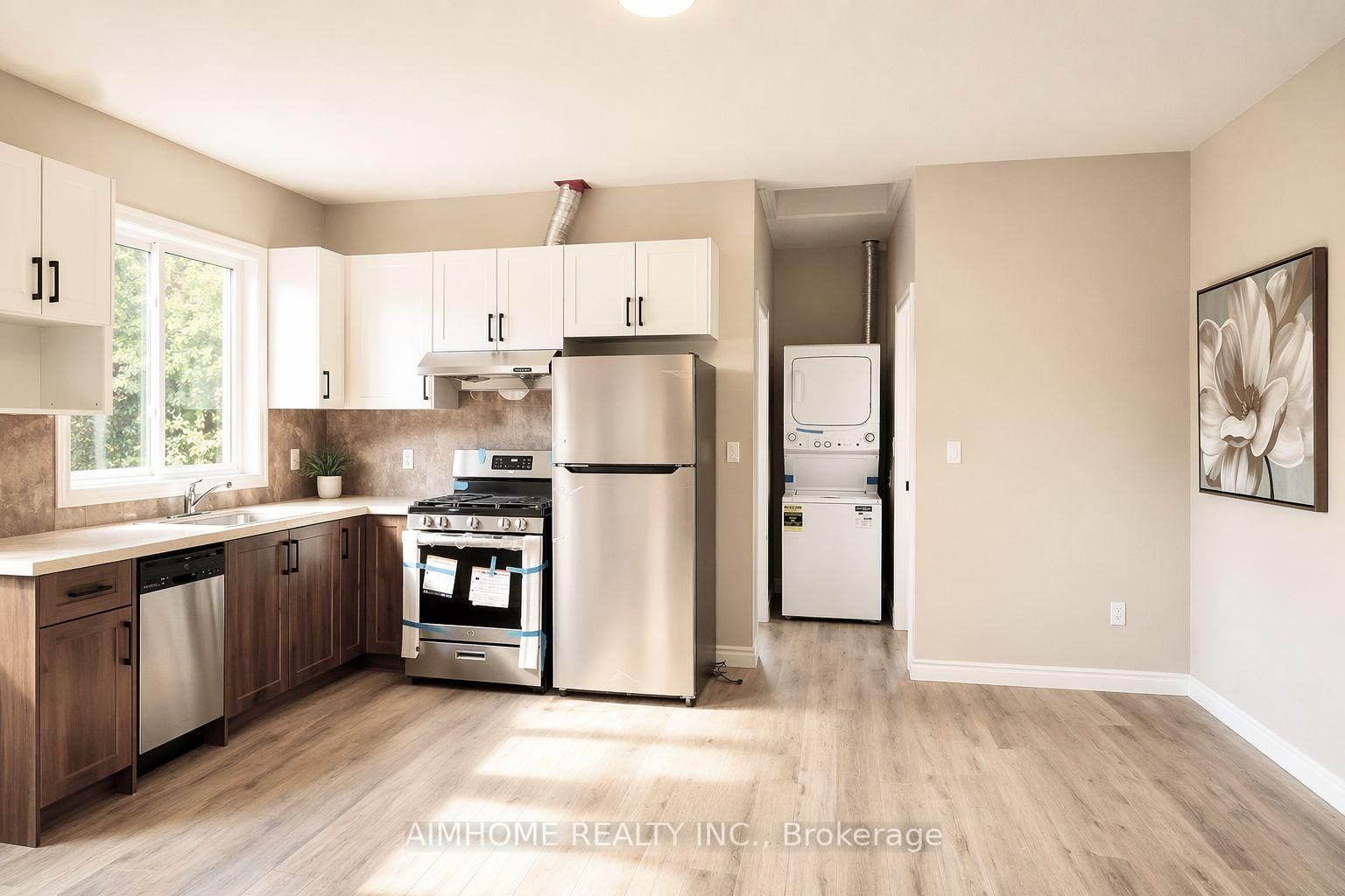 3-15 Waddington Crescent, Toronto, ON, photo 4
