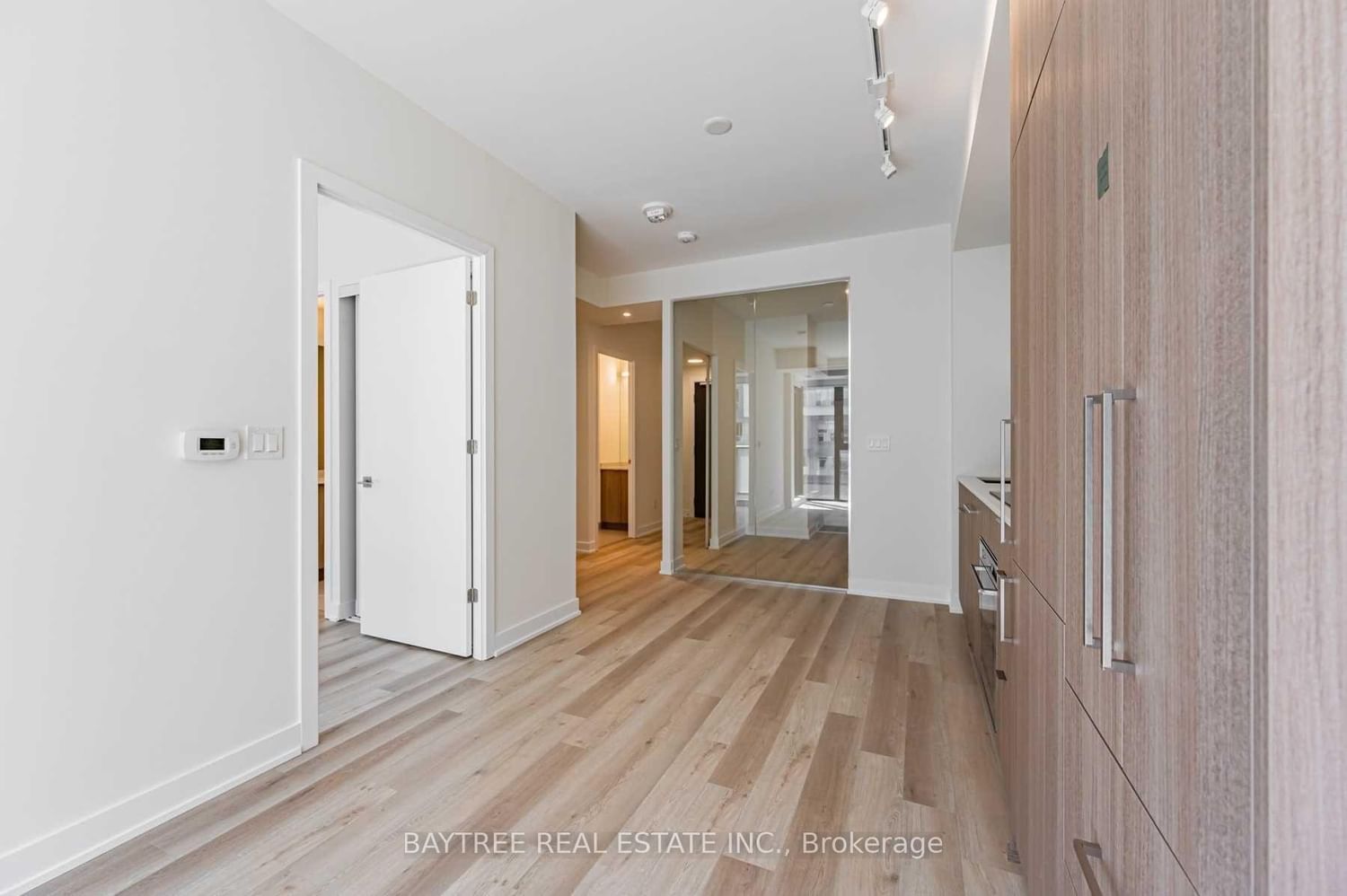 414-840 St Clair Avenue, Toronto, ON, photo 3