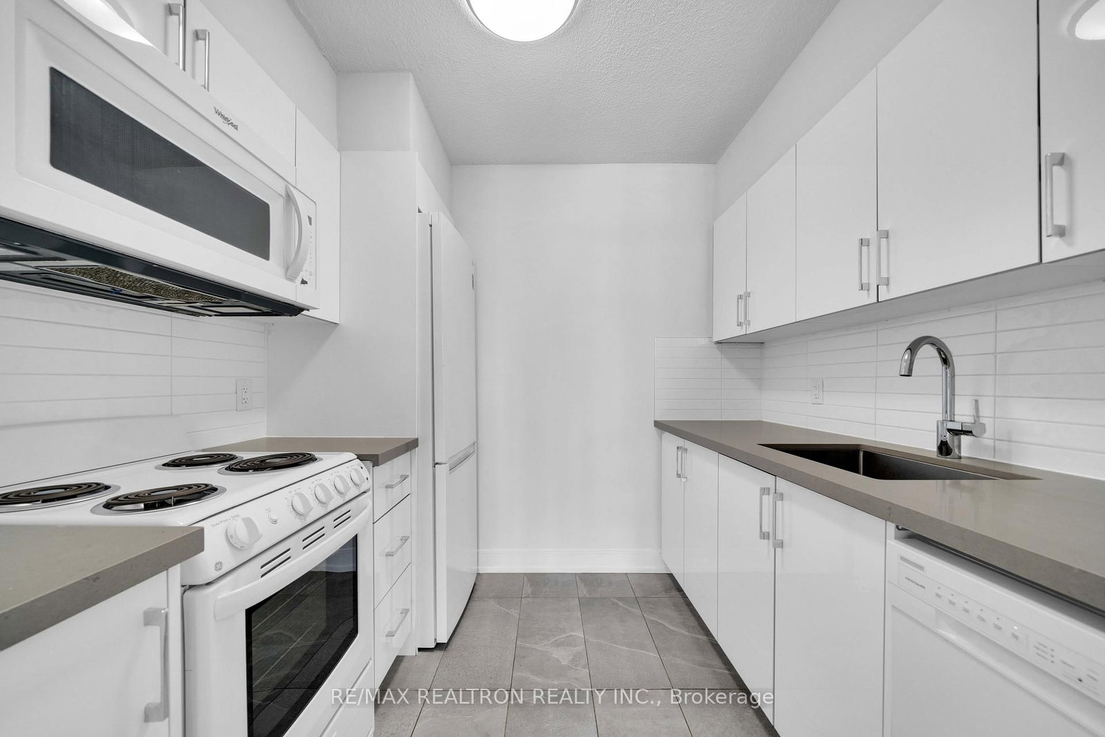 2710-33 Isabella Street, Toronto, ON, photo 4